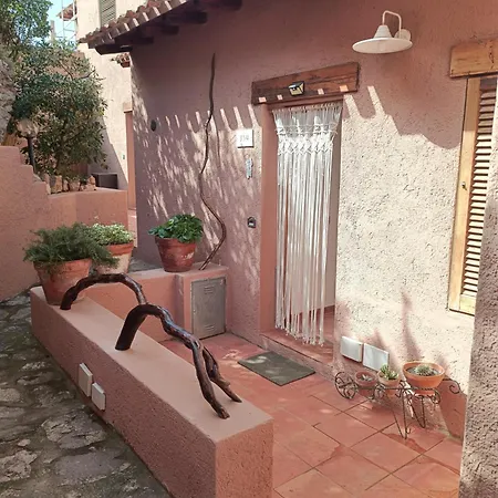 Casa vacanze Domo In Su Mare Costa Paradiso