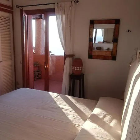 Domo In Su Mare بيت للعطل كوستا باراديسو